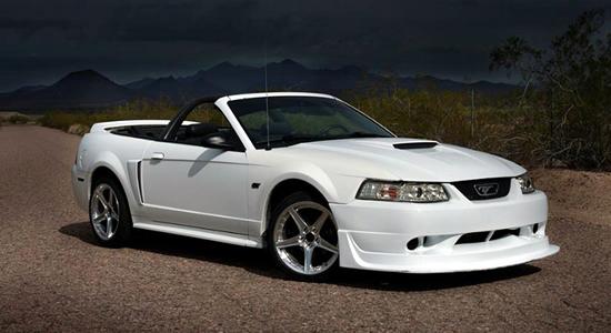 White Mustang convertible with FR06 Saleen style replica wheels from OE Wheels